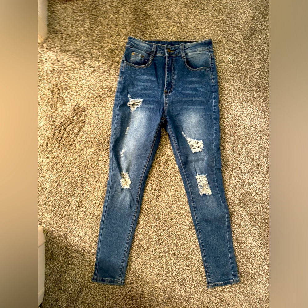 SHEIN size 4P slim distressed blue jeans